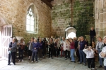 Le groupe dans la chapelle de Kerfons
